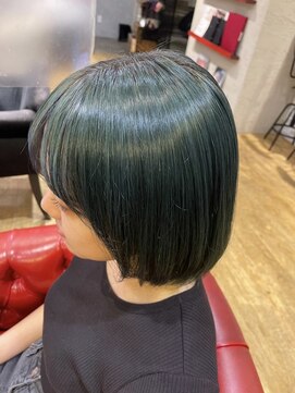 ヘアサロン アティリー(Hair Salon Attirer) 西梅田/ボブ/グレーベージュ/白髪ぼかし/ハイライト/ベージュ