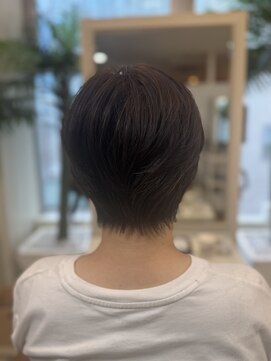 クララ タカマツ(CLALA Takamatsu) 大人ナチュラルショート