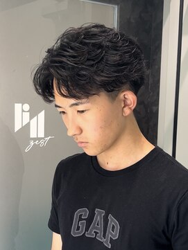 ゼスト リル 新宿(ZEST lill) ニュアンスパーマスペインカールフェザーパーマメンズパーマ
