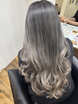 シーバイジェニック(SEA by GENIC) バレイヤージュ