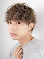 オーシャントーキョー 心斎橋(OCEAN TOKYO WEST)&nbsp;ラウンドマッシュシースルーフェザーショートウルフ