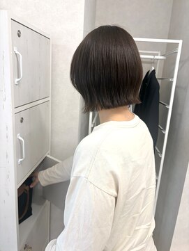 ルフトバイアンビエンテ(Luft by ambiente) ボブスタイル【倉本】