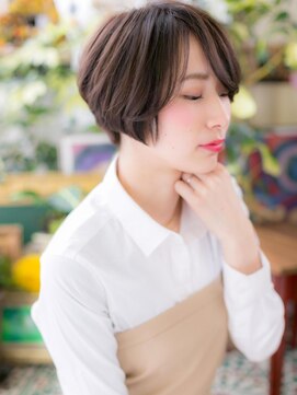 カバーヘア ブリス 上尾西口店(COVER HAIR bliss) *bliss上尾*大人クール…黒髪ショートで小顔見せa