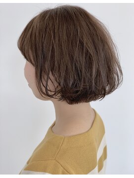 フィル(fil) エアリーボブ／グレージュ