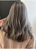エアータッチバレイヤージュ白髪ぼかし／ケアブリーチハイライト