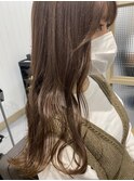 マロンベージュ