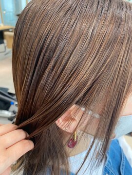 フリップビーアヴェダ(FLIP B AVEDA) 本八幡×市川×オーガニックカラー×艶カラー