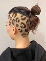 ビンゴ(BINGO)&nbsp;1061バリカンアートバイカラーユニセックスビビットカラー