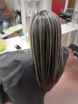 美容室シンプル ウィン(Simple Win) ハイライトバレイヤージュ