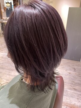 エミュー(emue) 20代30代ラベンダーグレージュミディアムウルフ伸ばしかけ抜け感