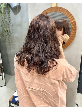 テトヘアー(teto hair) オレンジブラウン くるくる ウェーブパーマ