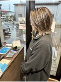 くびれレイヤーボブ