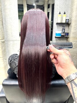 オーバー 三軒茶屋(OVER→) 【オーバー三軒茶屋】髪質改善/縮毛矯正口コミ人気第１位◎