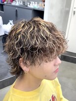 フィフスパーク(fifth PARK)&nbsp;渋谷メンズボブウルフ緩め波巻きスパイラルハイライトパーマ