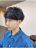 ツイストスパイラルスーツ短髪ツーブロック束感モテる黒髪