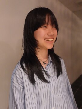 フォークロア 本店(Folk Lore) 結んでも可愛いレイヤーカット