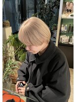 ビハインドザカーテン(BEHIND THE CURTAIN)&nbsp;ホワイトミルクティーベージュ×ブリーチ×ダブルカラー
