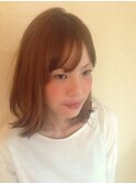 外ハネミディアムボブ