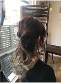 ハーフアップスタイル