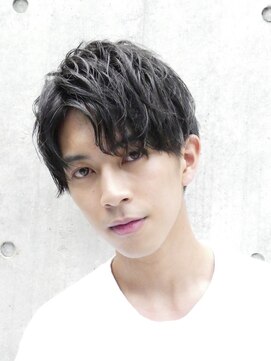 フィフス(fifth) コンマヘア ツーブロック ツイストパーマスパイラルパーマ