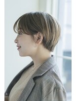 ガーデン タチカワ(garden tachikawa)&nbsp;20代30代大人かわいい耳掛けショート×ハイライトべージュ