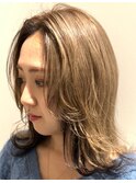 ナチュラルベージュ系ブリーチStyle