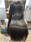 乾かしただけで綺麗にまとまるさら艶縮毛矯正