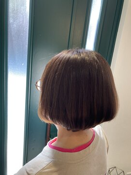 キー(KEY) ひし形グラデーションボブ