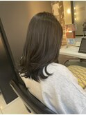 ダークブラウン