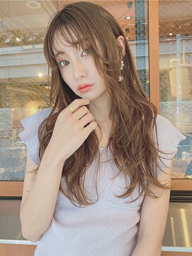 ルービック 京橋(Rubik's) 小顔カット×レイヤー×韓国風透明感イルミナカラー