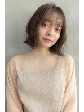 ドットハリス(.Hallis) 大人かわいい/小顔/ミディアムレイヤー/20代30代40代