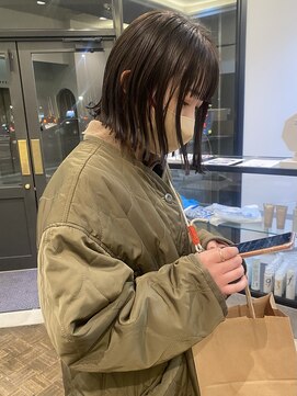 パークレーン アイス イヴェン(park lane ICI yeven) 外ハネボブ ブリーチなしカラー 暗髪 アッシュ系カラー 栄