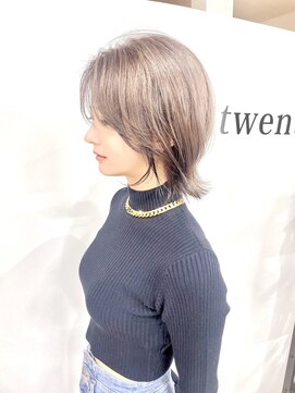 トゥエンティ(twenty) レイヤーボブ【twenty】
