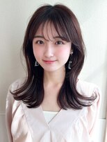 アフロート ディル(AFLOAT D'L)&nbsp;2wayバングでイメチェン！顔まわりレイヤーくびれヘアが人気◎