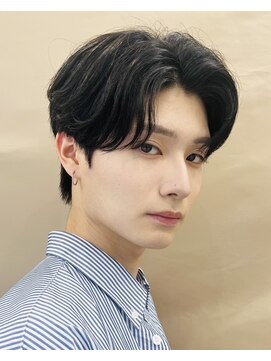 バイフィフス 原宿/表参道(by fifth) 毛流れニュアンスパーマカルマパーマ黒髪スーツツーブロック