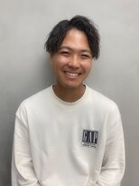 ネオン(NEON)&nbsp;アップバング×ツイストスパイラルパーマ