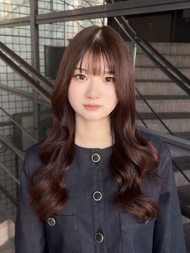 サロンドルテラ (Salon de Lutella) 韓国STYEL×ハッシュカット(ヨシンモリ)