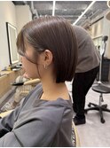 イメチェン　ボブ　外ハネボブ　美髪　ホワイトブロンド　韓国