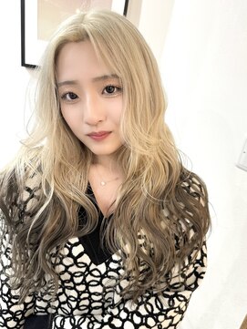 リヴ ウメダ(LIV umeda) ミルクティーベージュ/裾カラー/ブリーチ/トリプルカラー/梅田