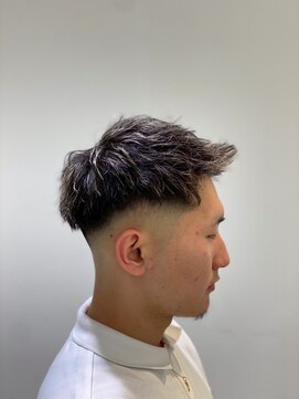 アース 常盤平店(HAIR & MAKE EARTH) ツイストスパイラル×フェードカット