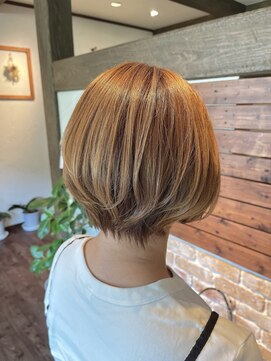 カフア(Kahua) ショートボブ