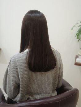 ロエ(loe)の写真/【リピーター続出のマンツーマン施術】居心地が良く、お悩みを汲み取った提案◎些細なことも相談しやすい♪