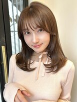 ナナローネス(nana loness)&nbsp;レイヤーカット　フェイスレイヤー　顔まわりカット　ベージュ