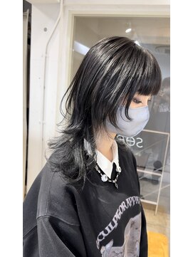 シーン(seen) ロングウルフレイヤーシャギーウルフハッシュカット