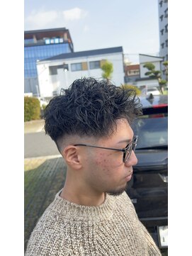ヤマグチ トゥシェル ヘアー&メイク ヘアーアンドメイク ピンパーマ