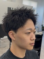 ラスト(LUAST)&nbsp;ツイストスパイラルパーマセンターパートウルフシャドウパーマ
