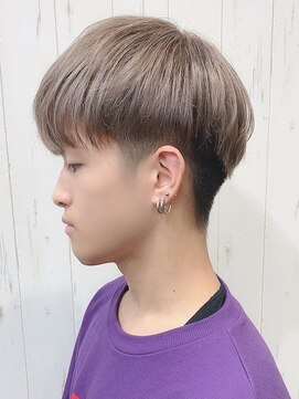 チームボス(Team BOSS) Men's【Team BOSS】カラーで透明感をプラスした定番ツーブロック