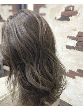 ヘアー クリエイト カルバリ(HAIR CREATE Calbari) グレージュスタイル