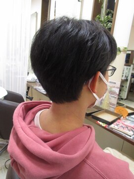 コアフィールフィス(COIFFURE fils) 《見附 今町》ボーイッシュ ショートスタイル