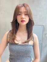 リベルテ銀座 20代大人レイヤー×ナチュラルベージュ